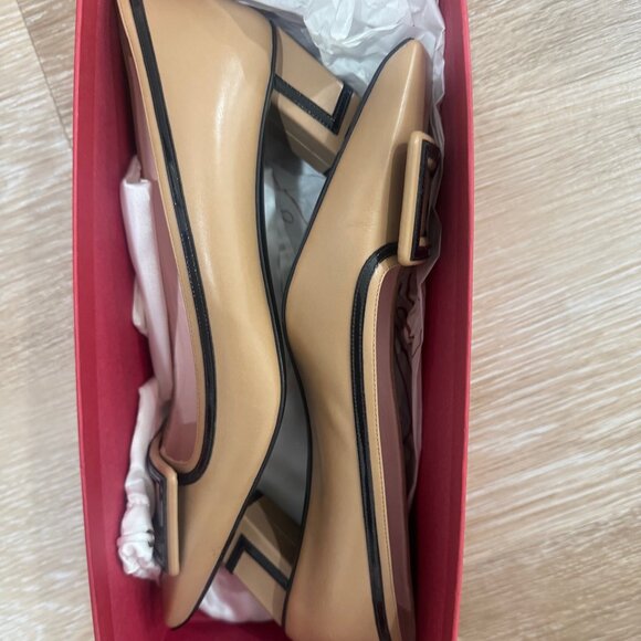 Roger Vivier Decollete Trompette 45 patent-leather pumps - Brand New, Sz 39 - Picture 3 of 5